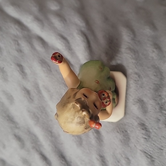 Herzlich willkommen forever yours vintage goebel Hummel 793 1994 - Picture 7 of 16